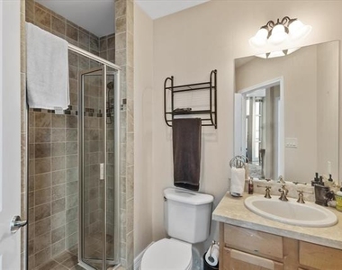 500 Throckmorton Street - Photo Thumbnail 17