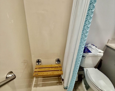 916 Savannas Point Drive - Photo Thumbnail 18