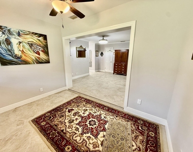 916 Savannas Point Drive - Photo Thumbnail 32