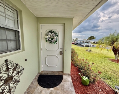 916 Savannas Point Drive - Photo Thumbnail 1