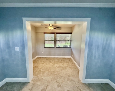 916 Savannas Point Drive - Photo Thumbnail 43