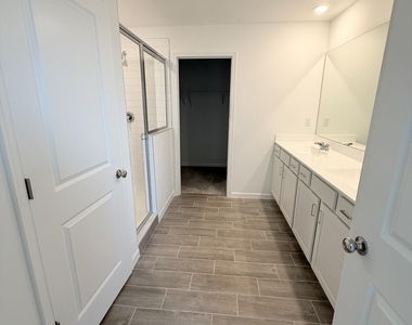 2907 Spanish Cedar Place - Photo Thumbnail 16