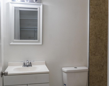 417 N E Street - Photo Thumbnail 11