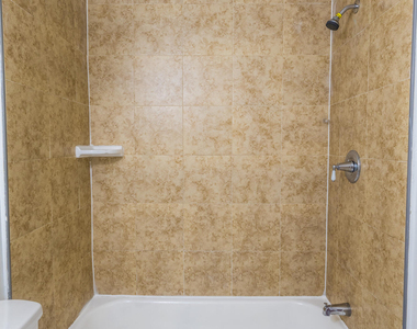 417 N E Street - Photo Thumbnail 10