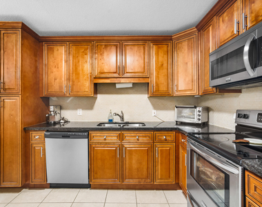 795 Se 17th Street - Photo Thumbnail 43
