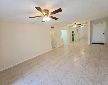 959 Se 2nd Avenue - Photo Thumbnail 20
