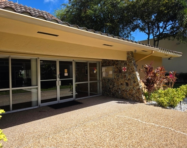 959 Se 2nd Avenue - Photo Thumbnail 23