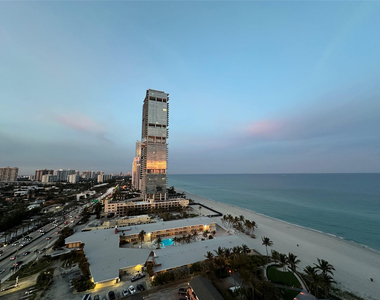 18201 Collins Avenue - Photo Thumbnail 6