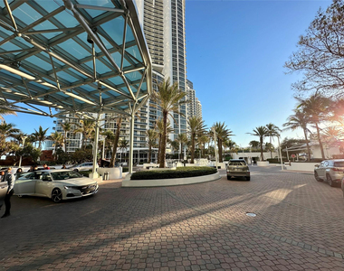 18201 Collins Avenue - Photo Thumbnail 73