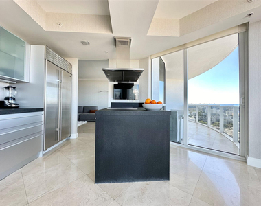 18201 Collins Avenue - Photo Thumbnail 30