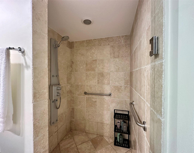 18201 Collins Avenue - Photo Thumbnail 49