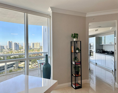 18201 Collins Avenue - Photo Thumbnail 40