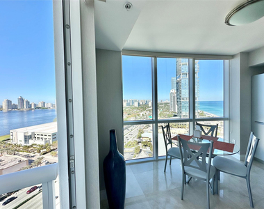 18201 Collins Avenue - Photo Thumbnail 11