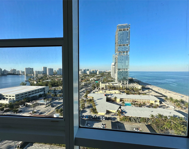 18201 Collins Avenue - Photo Thumbnail 5