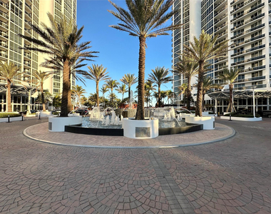 18201 Collins Avenue - Photo Thumbnail 74