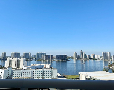18201 Collins Avenue - Photo Thumbnail 14