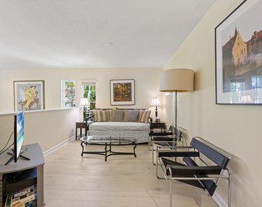 1043 Vintner Boulevard - Photo Thumbnail 42