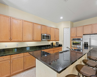 1043 Vintner Boulevard - Photo Thumbnail 27