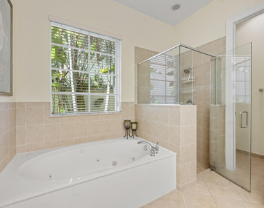 1043 Vintner Boulevard - Photo Thumbnail 37