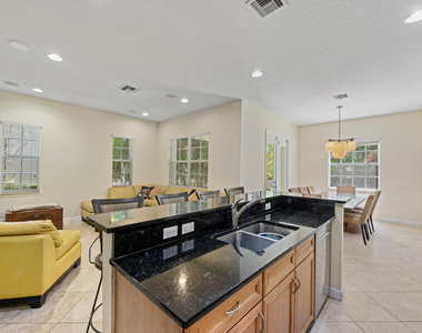 1043 Vintner Boulevard - Photo Thumbnail 25