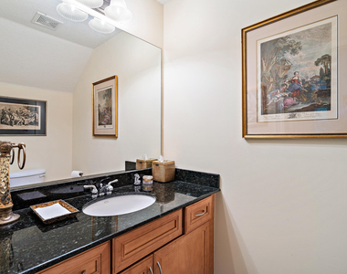 1043 Vintner Boulevard - Photo Thumbnail 40