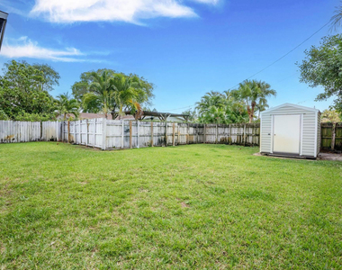 3468 Ne 17th Avenue - Photo Thumbnail 11