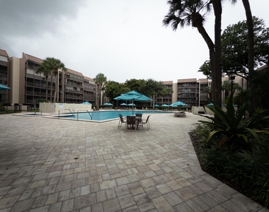 2800 N 46th - Photo Thumbnail 7