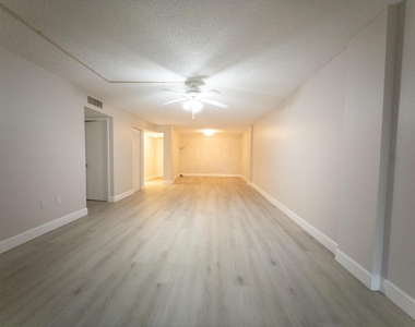 2800 N 46th - Photo Thumbnail 1