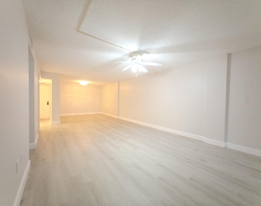 2800 N 46th - Photo Thumbnail 11