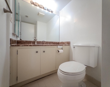 2800 N 46th - Photo Thumbnail 14
