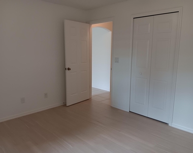 757 Brookedge Terrace - Photo Thumbnail 29