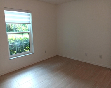 757 Brookedge Terrace - Photo Thumbnail 30