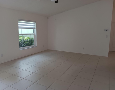 757 Brookedge Terrace - Photo Thumbnail 27