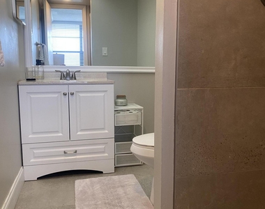 9 Royal Palm Way - Photo Thumbnail 19