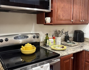 6285 Tall Cypress Circle - Photo Thumbnail 3