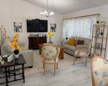 6285 Tall Cypress Circle - Photo Thumbnail 11