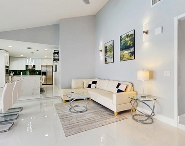 11647 Anhinga Drive - Photo Thumbnail 8