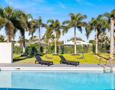 11647 Anhinga Drive - Photo Thumbnail 36