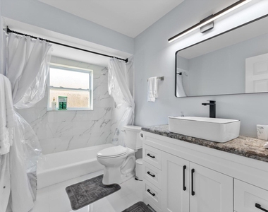 11647 Anhinga Drive - Photo Thumbnail 37