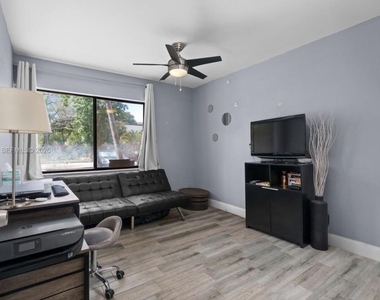 2900 Nw 69th Court - Photo Thumbnail 29