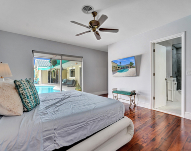 3811 Ne 26th Avenue - Photo Thumbnail 13