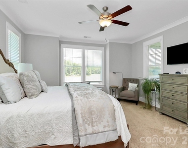 136 Preston Road - Photo Thumbnail 16