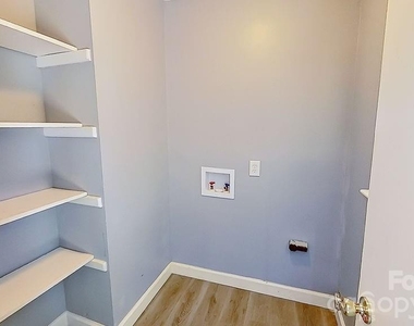 3422 Craig Avenue - Photo Thumbnail 13