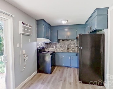3422 Craig Avenue - Photo Thumbnail 6