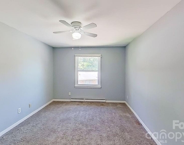 3416 Craig Avenue - Photo Thumbnail 9