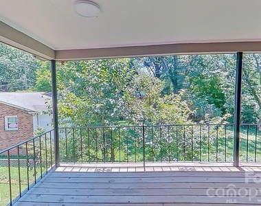 3416 Craig Avenue - Photo Thumbnail 13