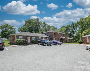 3420 Craig Avenue - Photo Thumbnail 2