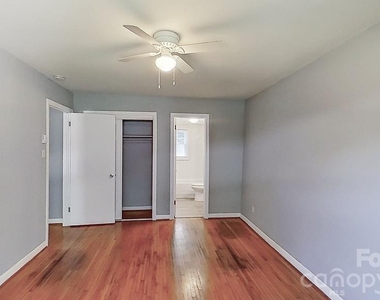 3420 Craig Avenue - Photo Thumbnail 9