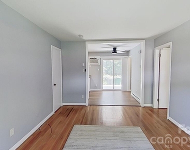 3420 Craig Avenue - Photo Thumbnail 3