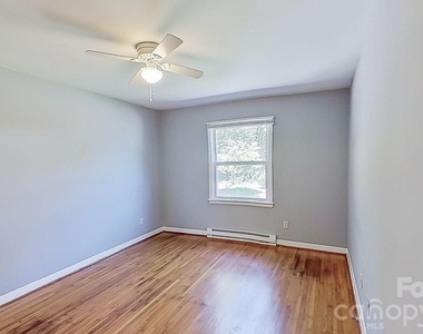 3420 Craig Avenue - Photo Thumbnail 8